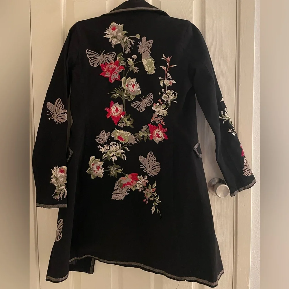 Jacket - Picture 7 of 10